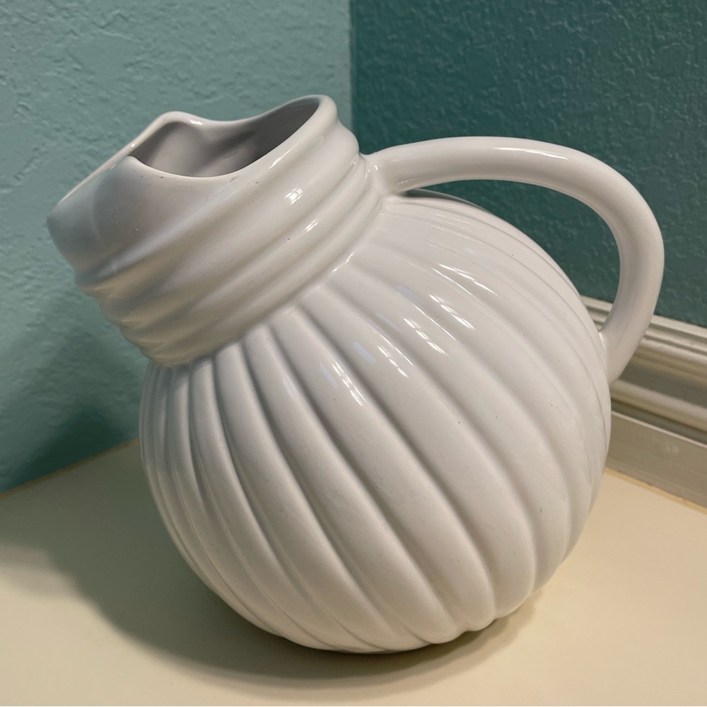 Betty Crocker 3 Quart Westwood International Collectible White Offset Pitcher